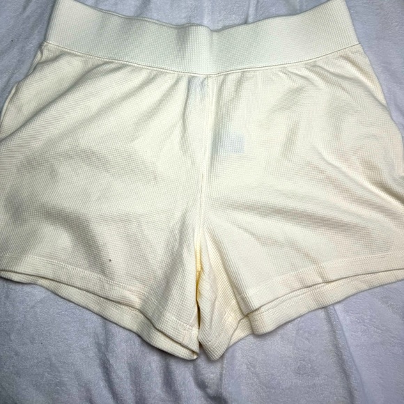 Old Navy NWT Off White Waffle Sleep Shorts - Picture 4 of 8